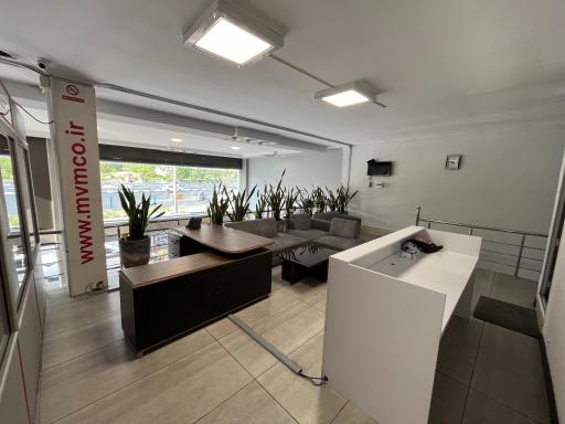 عکس نمایندگی مدیران خودرو (خسروانی)