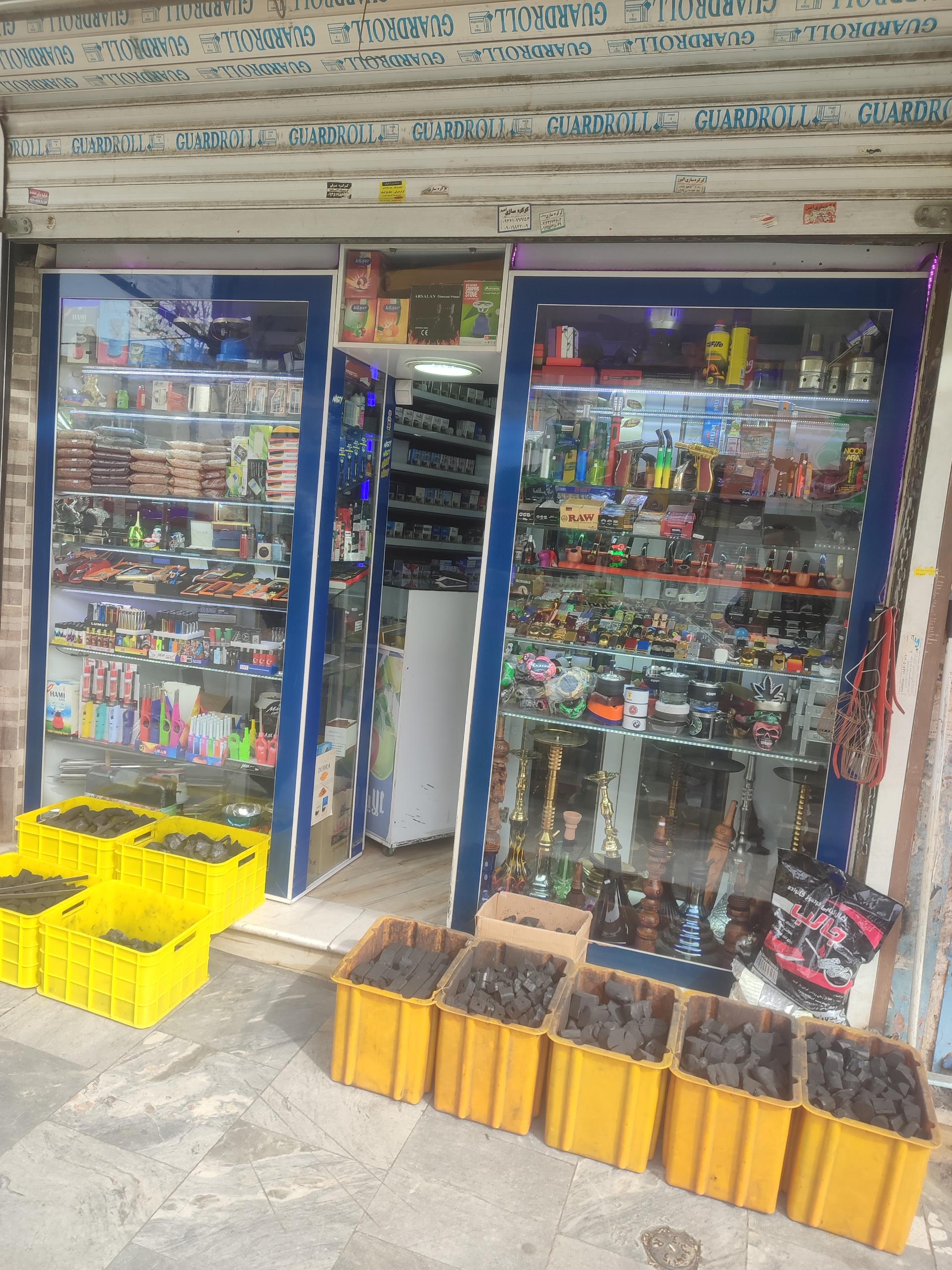 عکس فروشگاه پناهی دخانیات