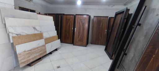 عکس انبار پخش کاشی سرامیک حاجی زاده