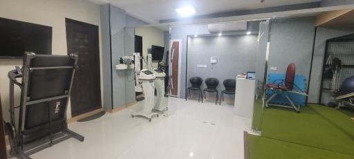 عکس فیزیوتراپی حیات ویژه بانوان (خدیجه یعقوبی)