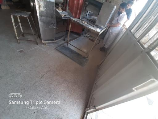 عکس نانوایی لواشی سید کشتی گیر