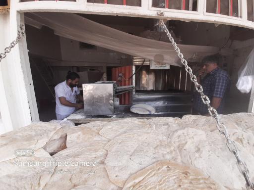 عکس نانوایی لواشی سید کشتی گیر