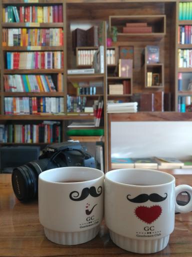 عکس سرای فرهنگ و کتاب اورنگ