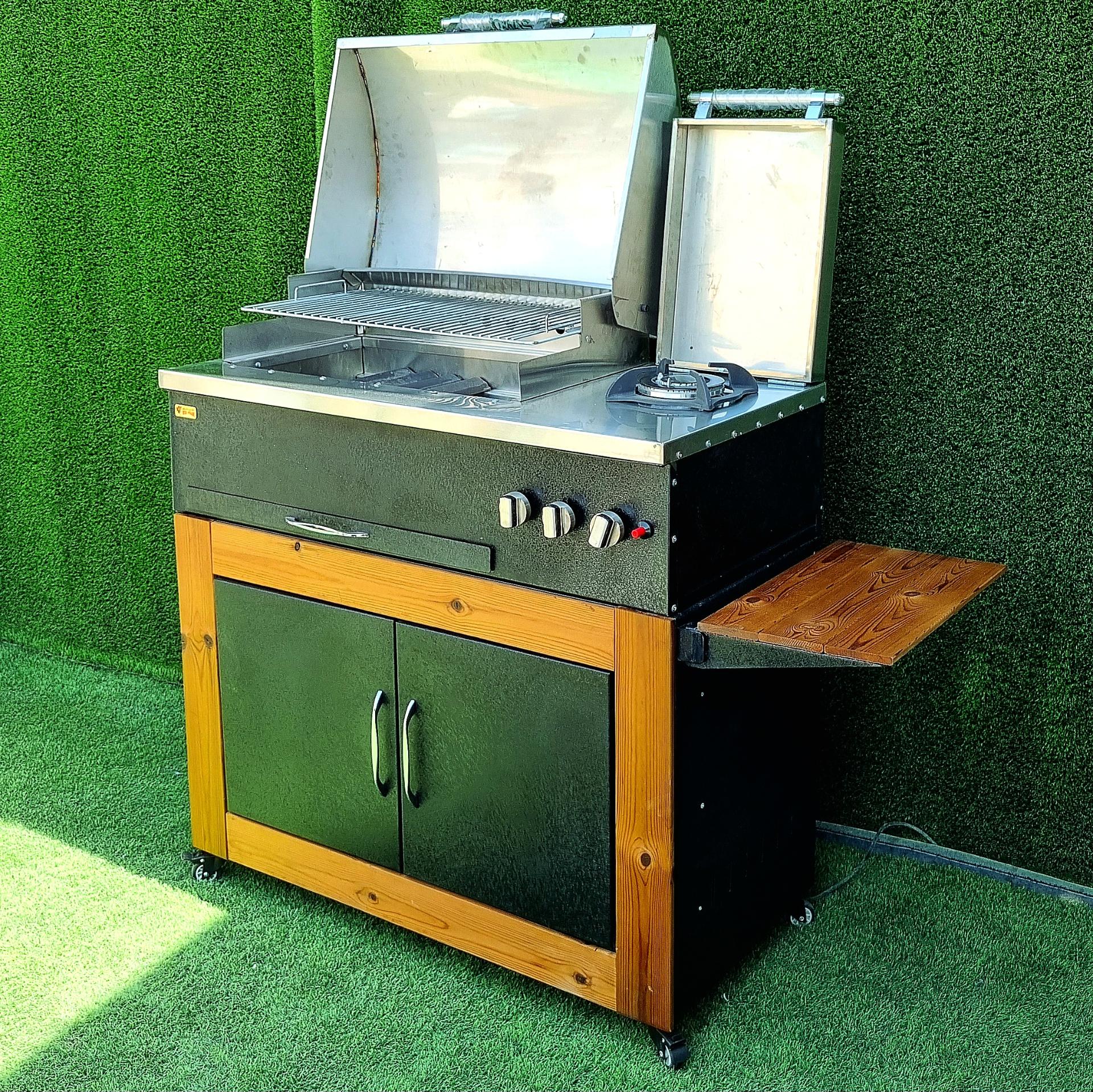 عکس باربیکیو نیک آتش