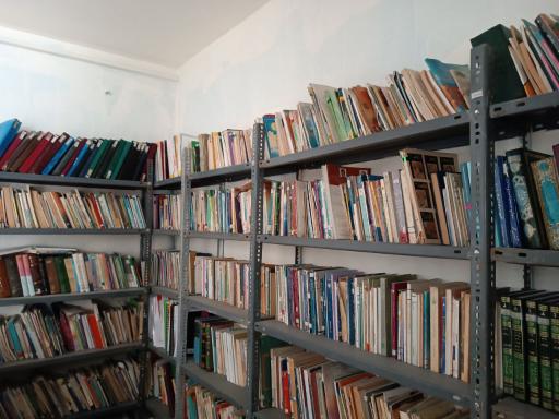 عکس دبیرستان دخترانه فرهیختگان