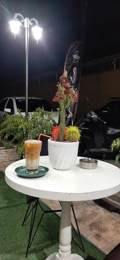 عکس کافه دچار
