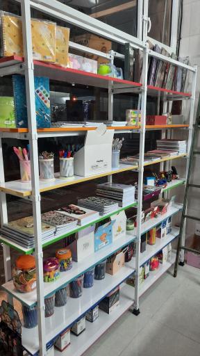 عکس نوشت افزار و دفتر فنی رنگین کمون