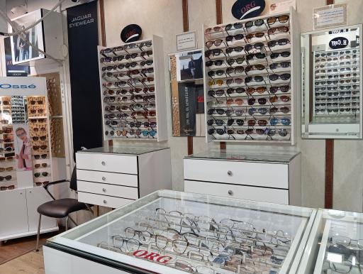 عکس عینک بابک