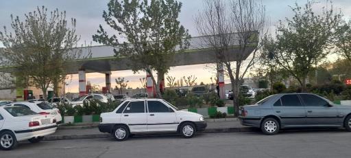 عکس پمپ بنزین دهقان ویلا