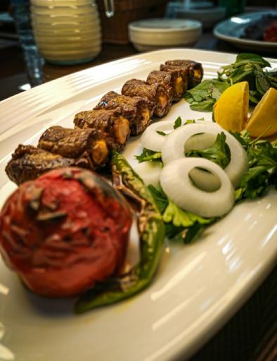 عکس کبابخانه  درباری