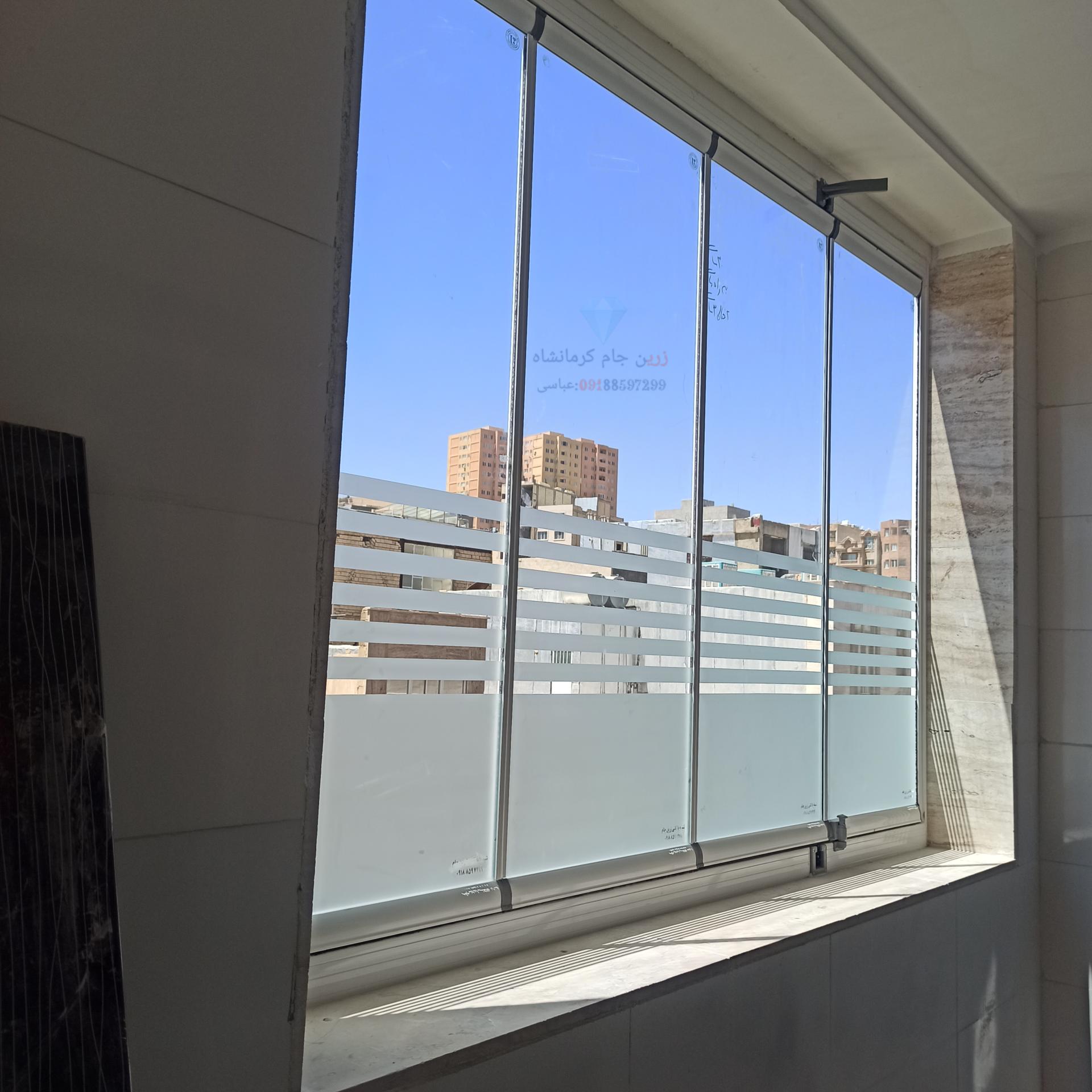 عکس شیشه بالکنی زرین جام