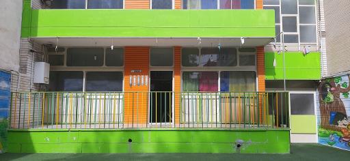 عکس پیش دبستانی و دبستان پسرانه امید نرگس۲