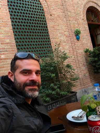 عکس عمارت کبریا