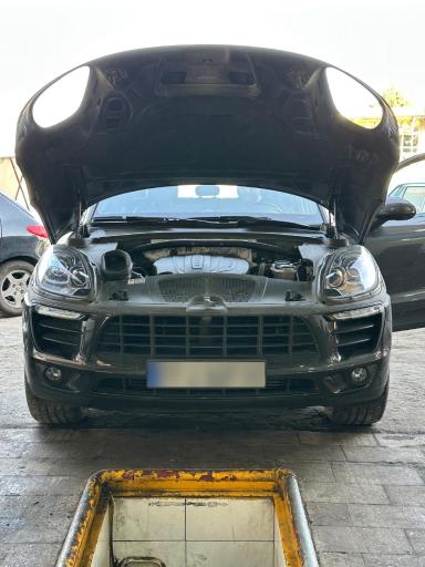 عکس اتو مکانیک احسان یدک کش و خودروبر