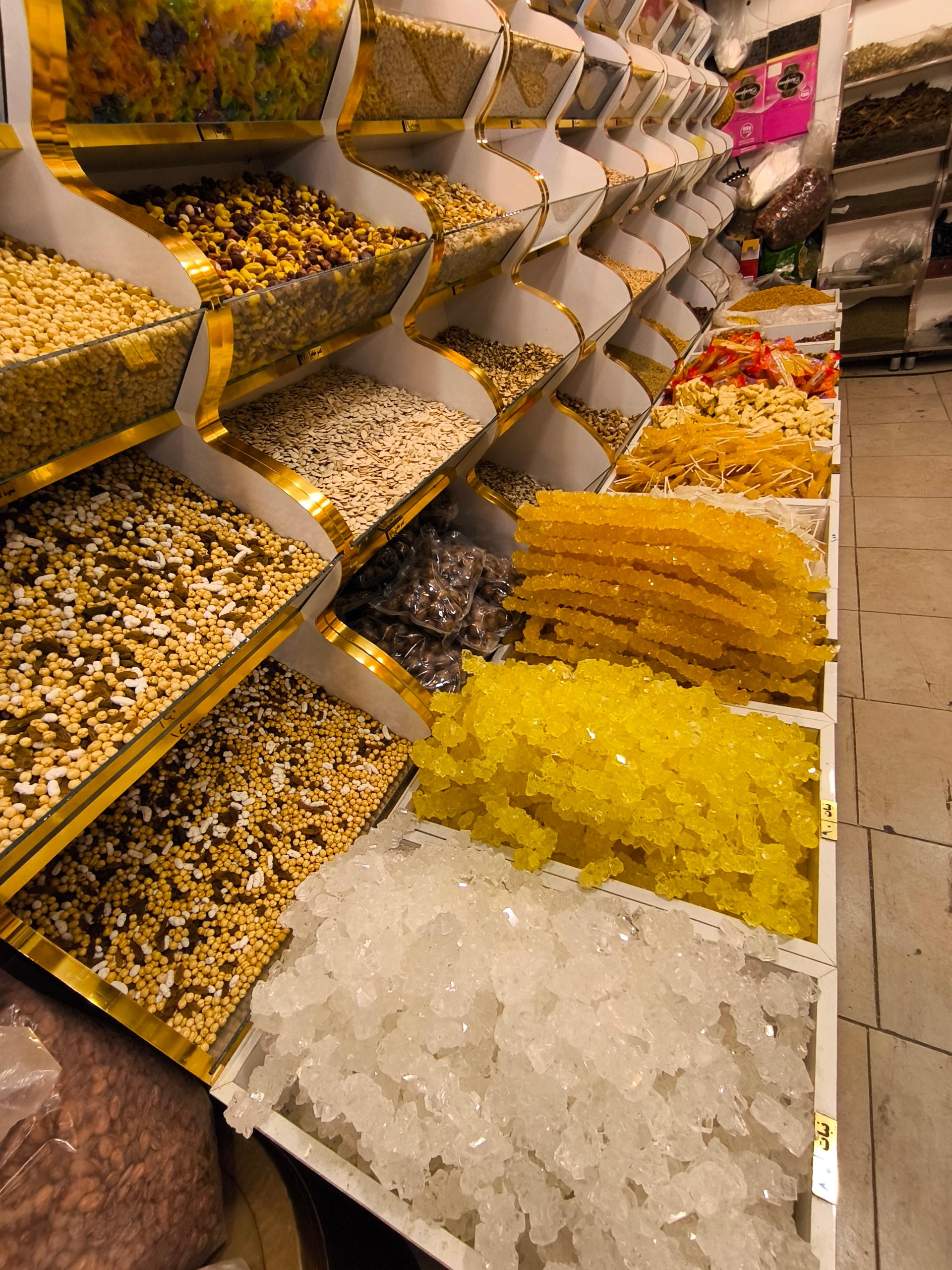 عکس آجیل و خشکبار میلاد هندیزی