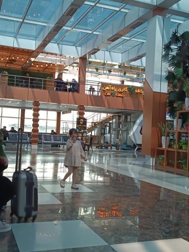 عکس کافی شاپ راه آهن