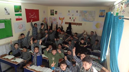 عکس دبستان شهدای‌ تبادکان‌ پسرانه‌ دوره‌ دوم