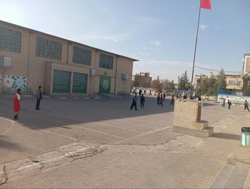 عکس دبستان پسرانه حاج احمد مهدوی