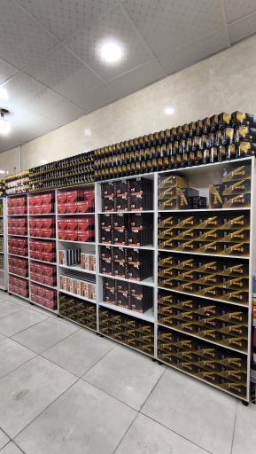 عکس فروشگاه هدلایت