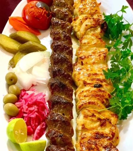 غذا سرای محبی