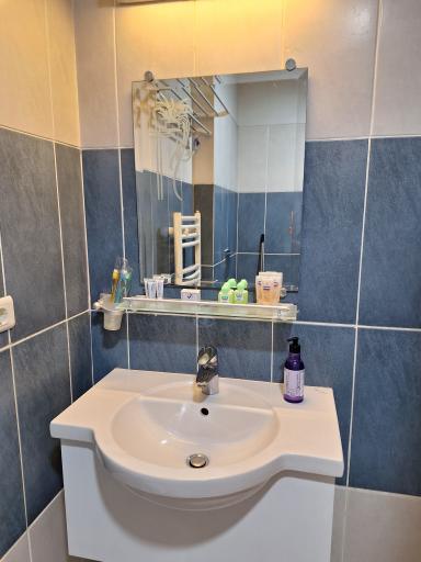 عکس ساختمان 2 هتل شرکت نفت