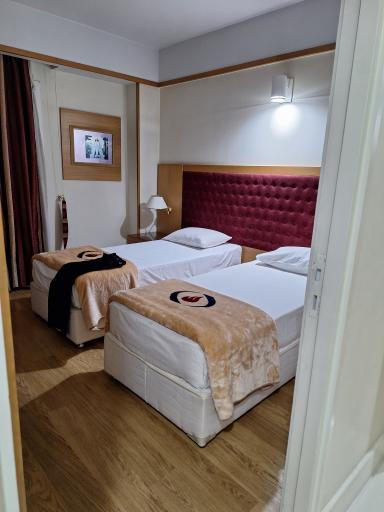 عکس ساختمان 2 هتل شرکت نفت