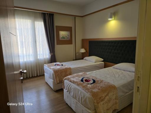 عکس ساختمان 2 هتل شرکت نفت