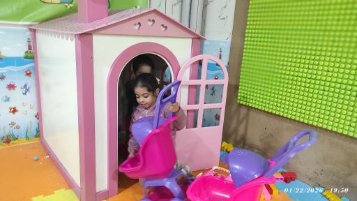 عکس دهکده بازی کودکان