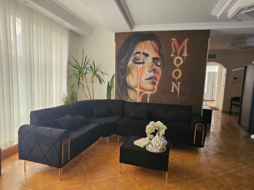 عکس Moon vera