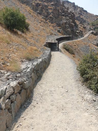 عکس پناهگاه پلنگ چال