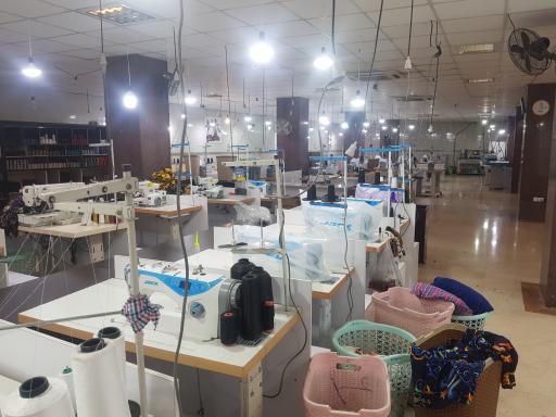 عکس تولیدی و پخش پوشاک غیاثوند