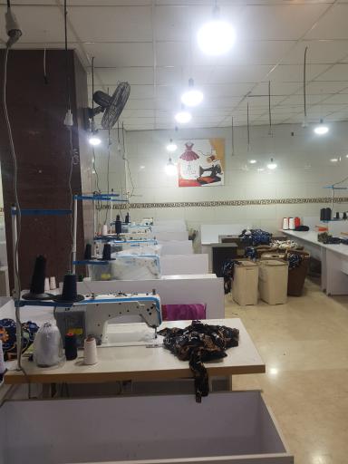 عکس تولیدی و پخش پوشاک غیاثوند