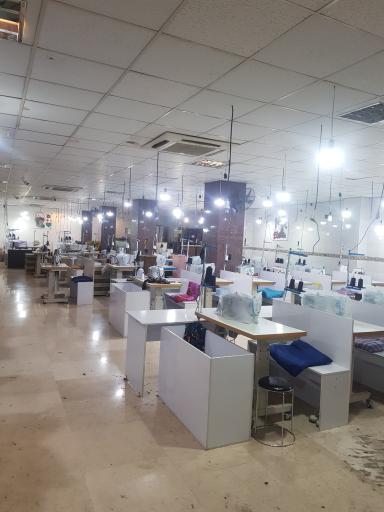 عکس تولیدی و پخش پوشاک غیاثوند