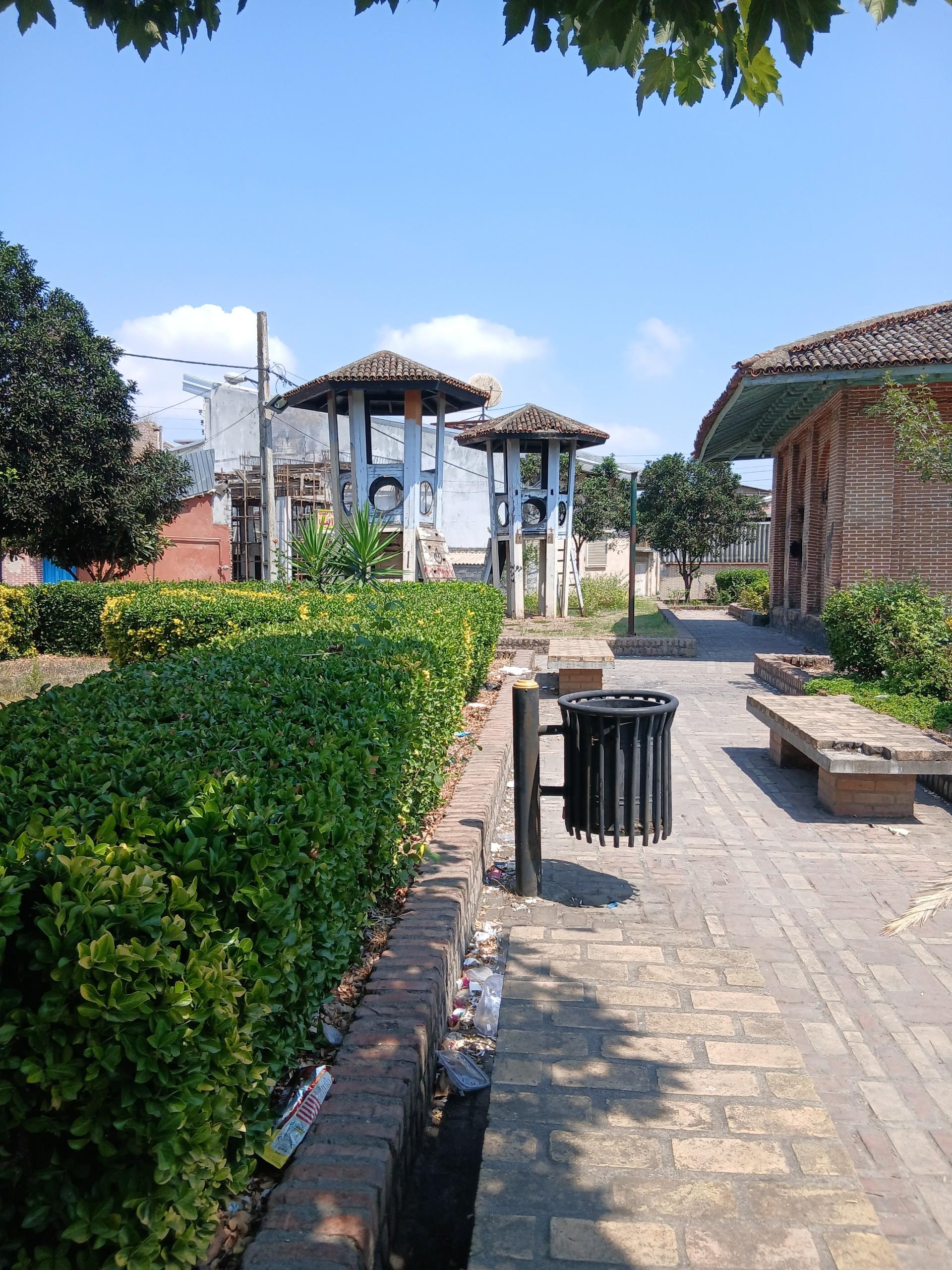 عکس پارک چوبی