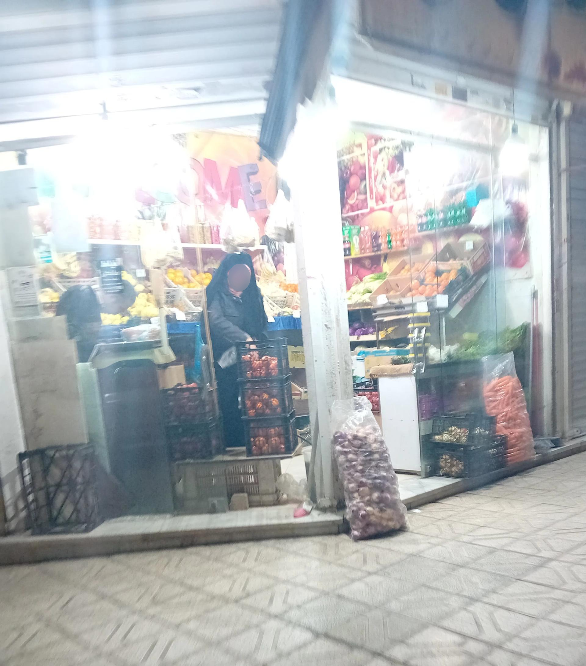 عکس میوه فروشی