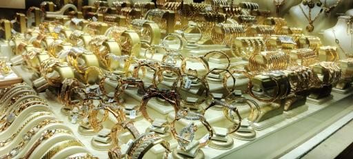 عکس طلا فروشی بهرام بازیار