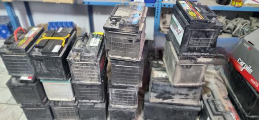 عکس نمایندگی فروش باطری زرین شهر عابدیان