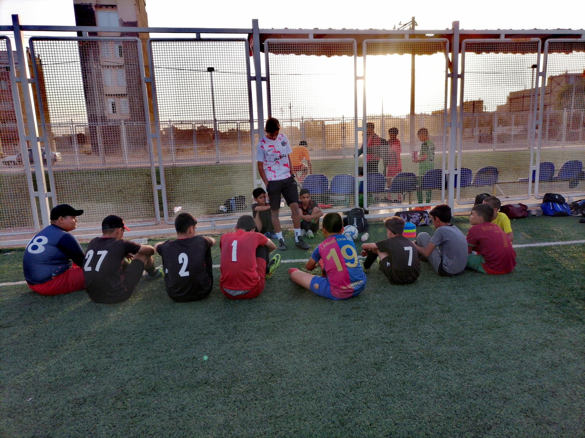 عکس زمین چمن توس ۶۳