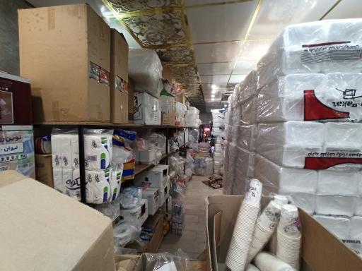 عکس پخش پلاستیک و یکبار مصرف ولیعصر