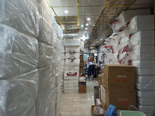 عکس پخش پلاستیک و یکبار مصرف ولیعصر