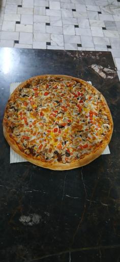 عکس پیزا تنوری سنگی آتور 