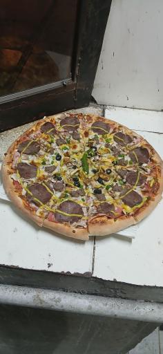 عکس پیزا تنوری سنگی آتور 