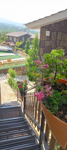 عکس هتل دال دنا