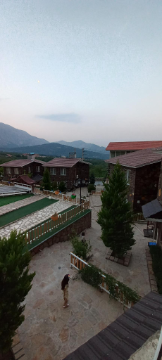 هتل دال دنا