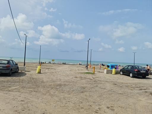 عکس کمپ ساحلی و پلاژ شهرداری رویان