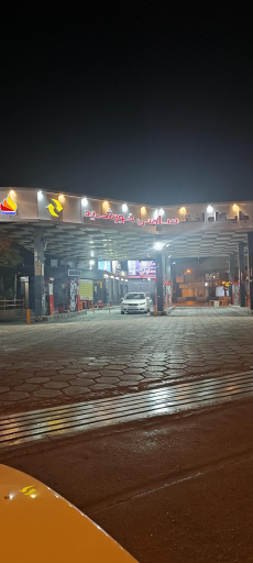 عکس پمپ بنزین خورشید