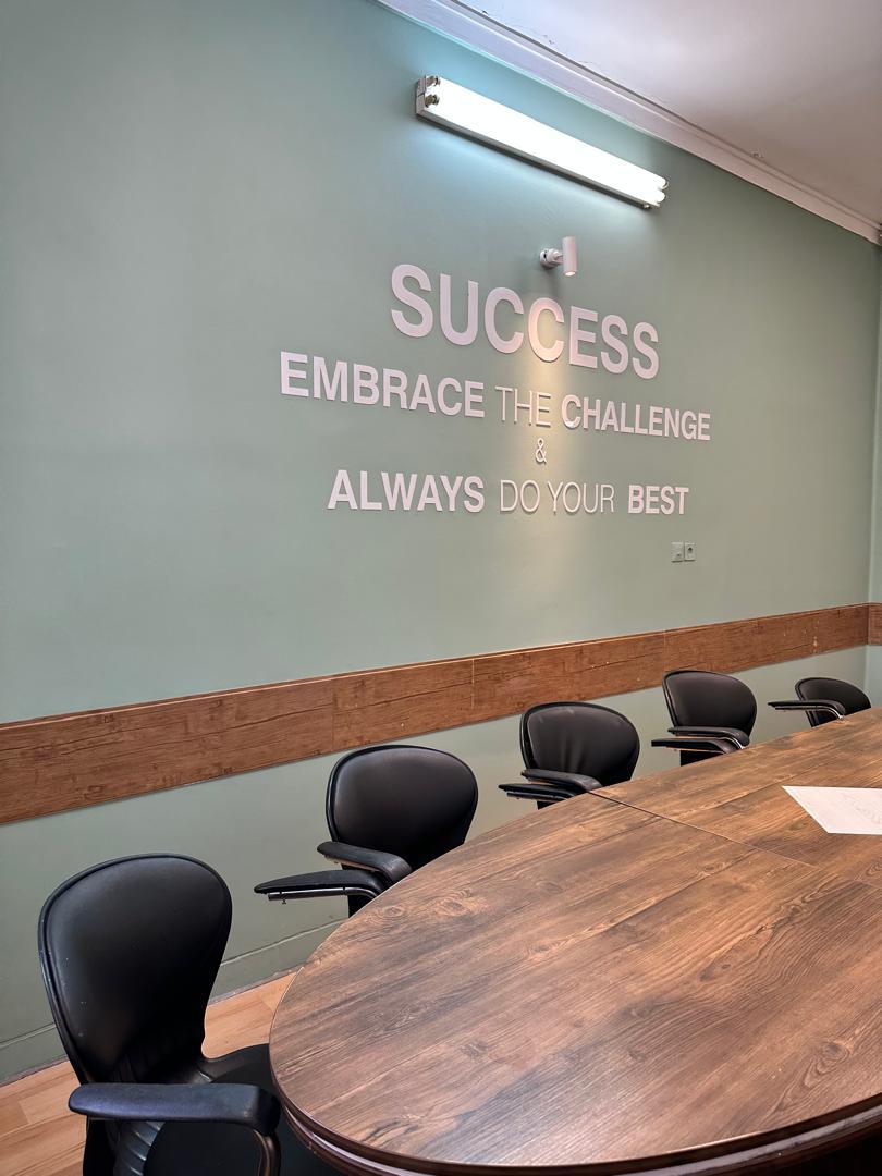 عکس زبانسرای ایران زمین