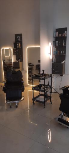 عکس سالن زیبایی آقایان رومئو