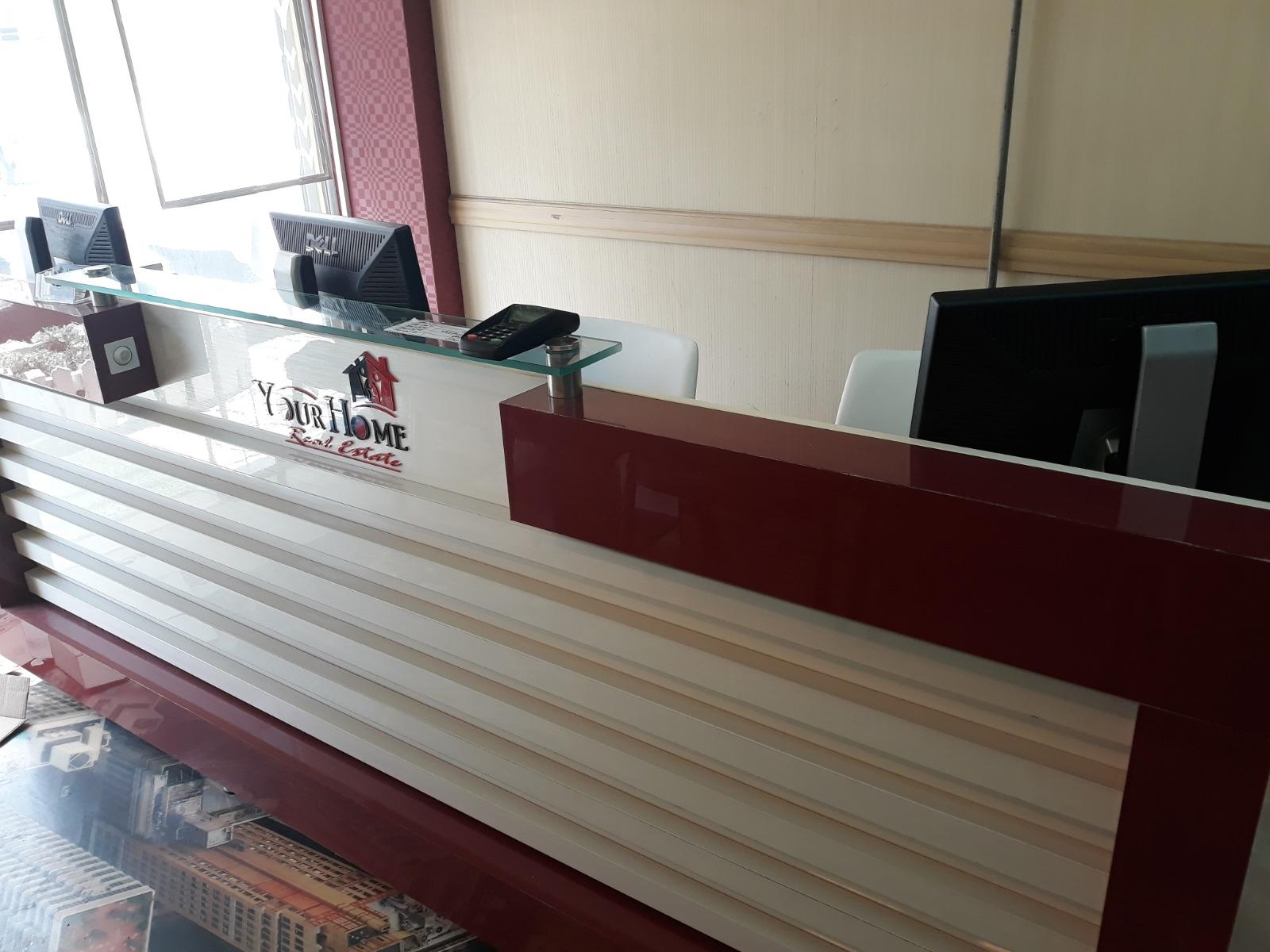 عکس مشاورین املاک خانه شما