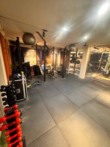 عکس باشگاه‌ هنرهای‌ رزمی